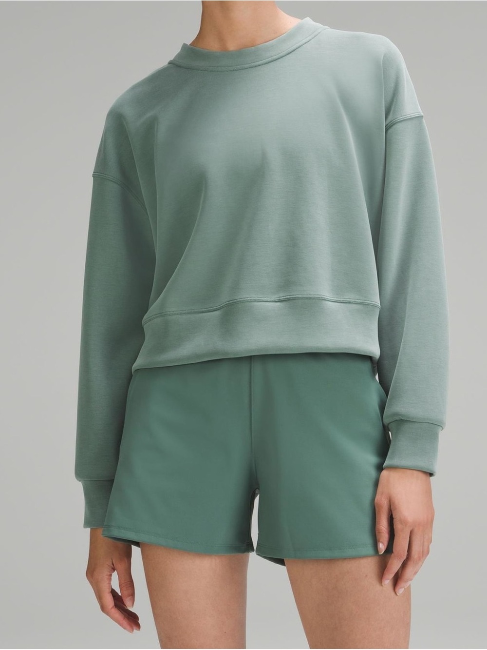 Lululemon Perfectly Oversized Crop Crew Softstrem